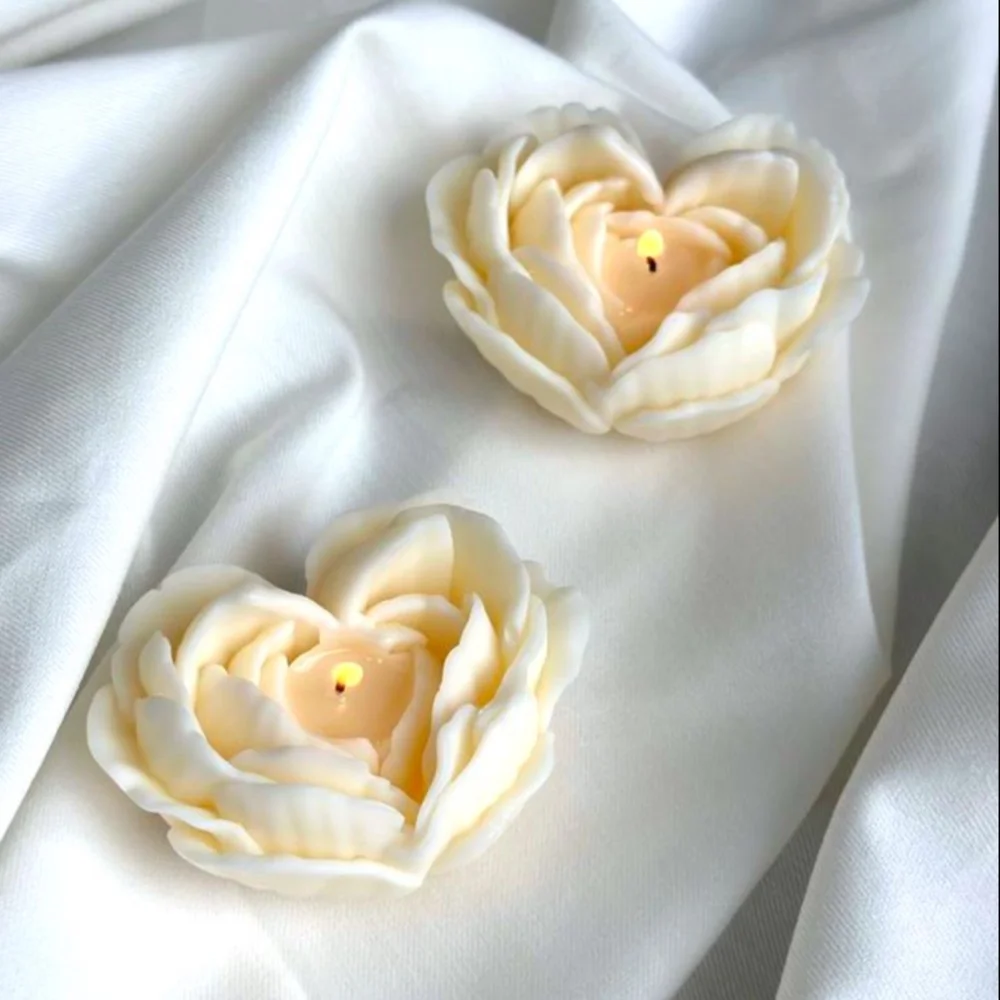 Heart Shape Peony Candle- Large
